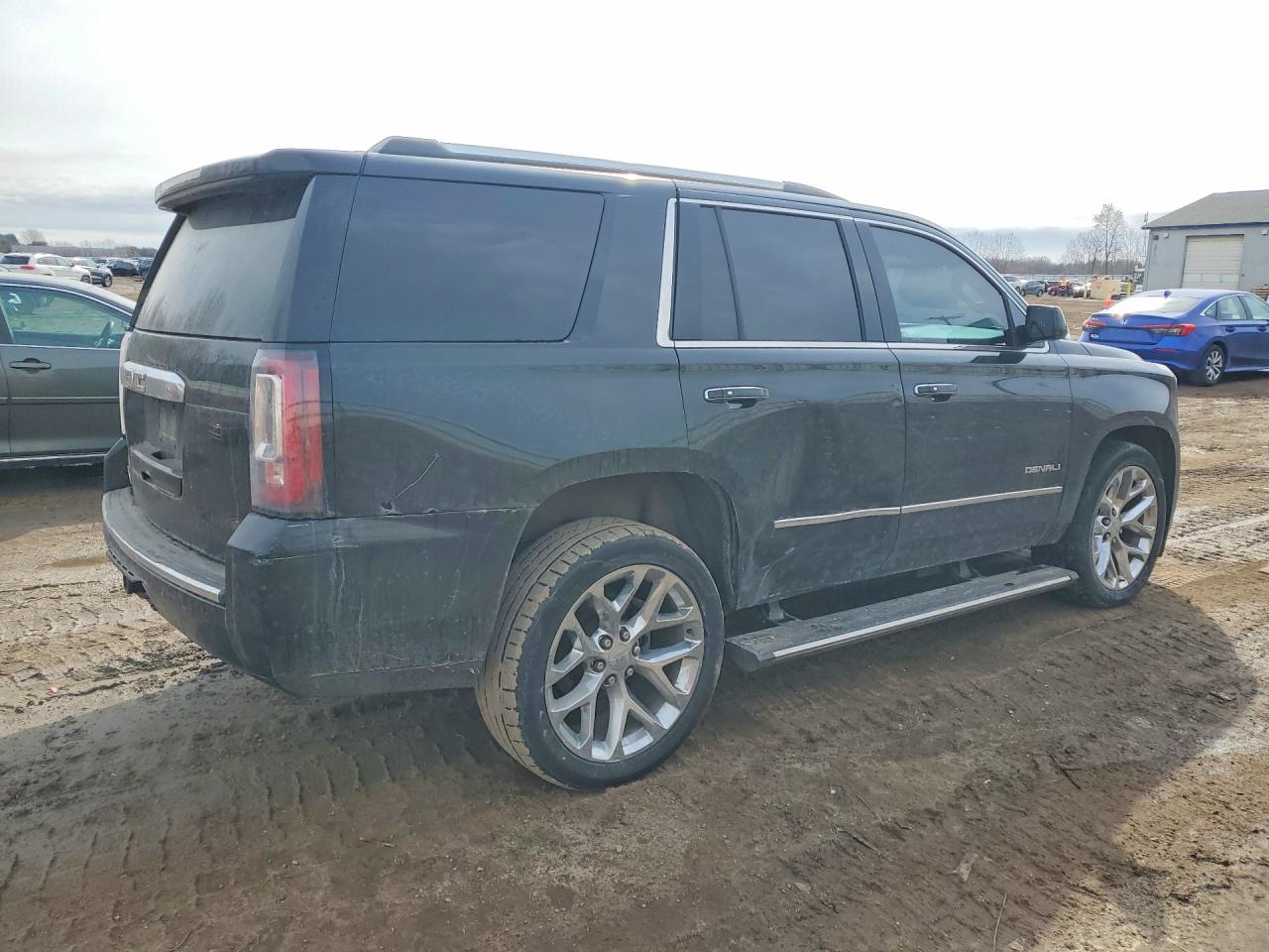GMC Yukon Denali
