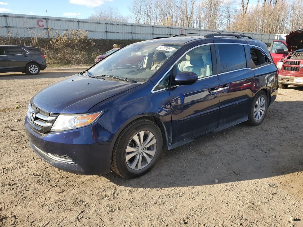 Salvage Honda Odyssey Image
