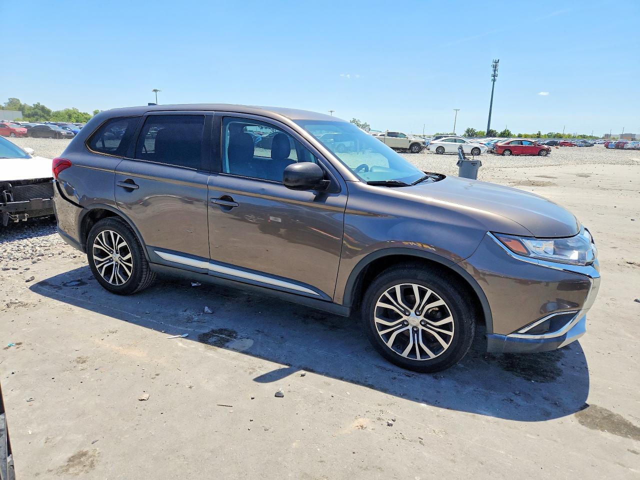 Mitsubishi Outlander Es