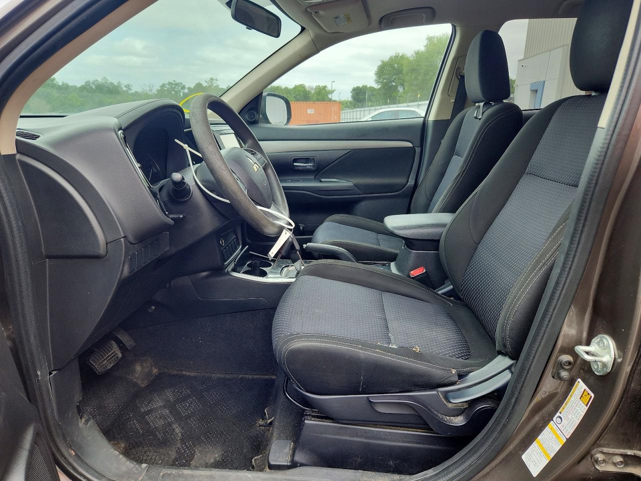 Mitsubishi Outlander Es