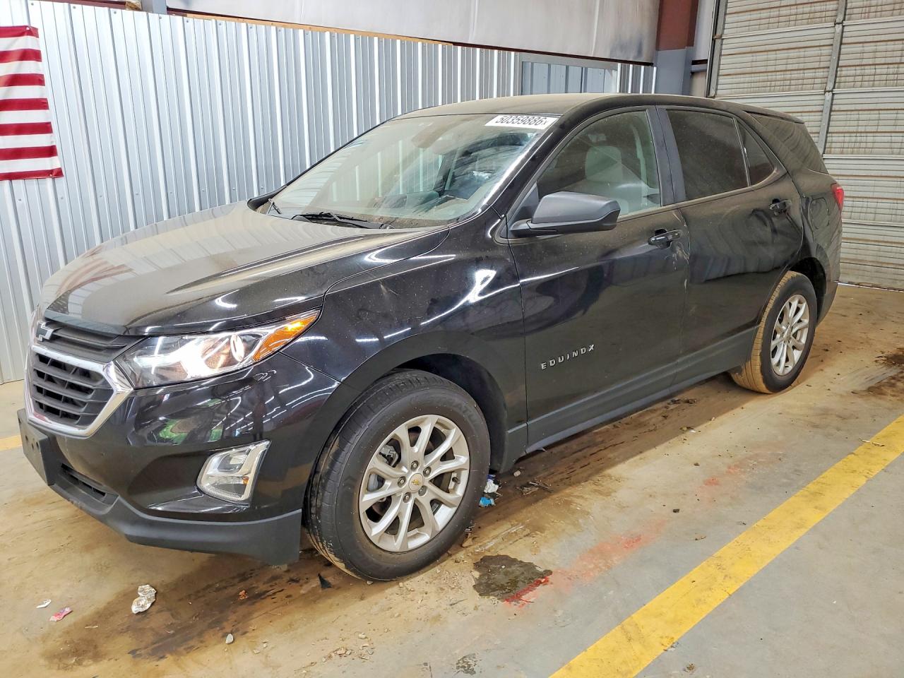 Salvage Chevrolet Equinox Image
