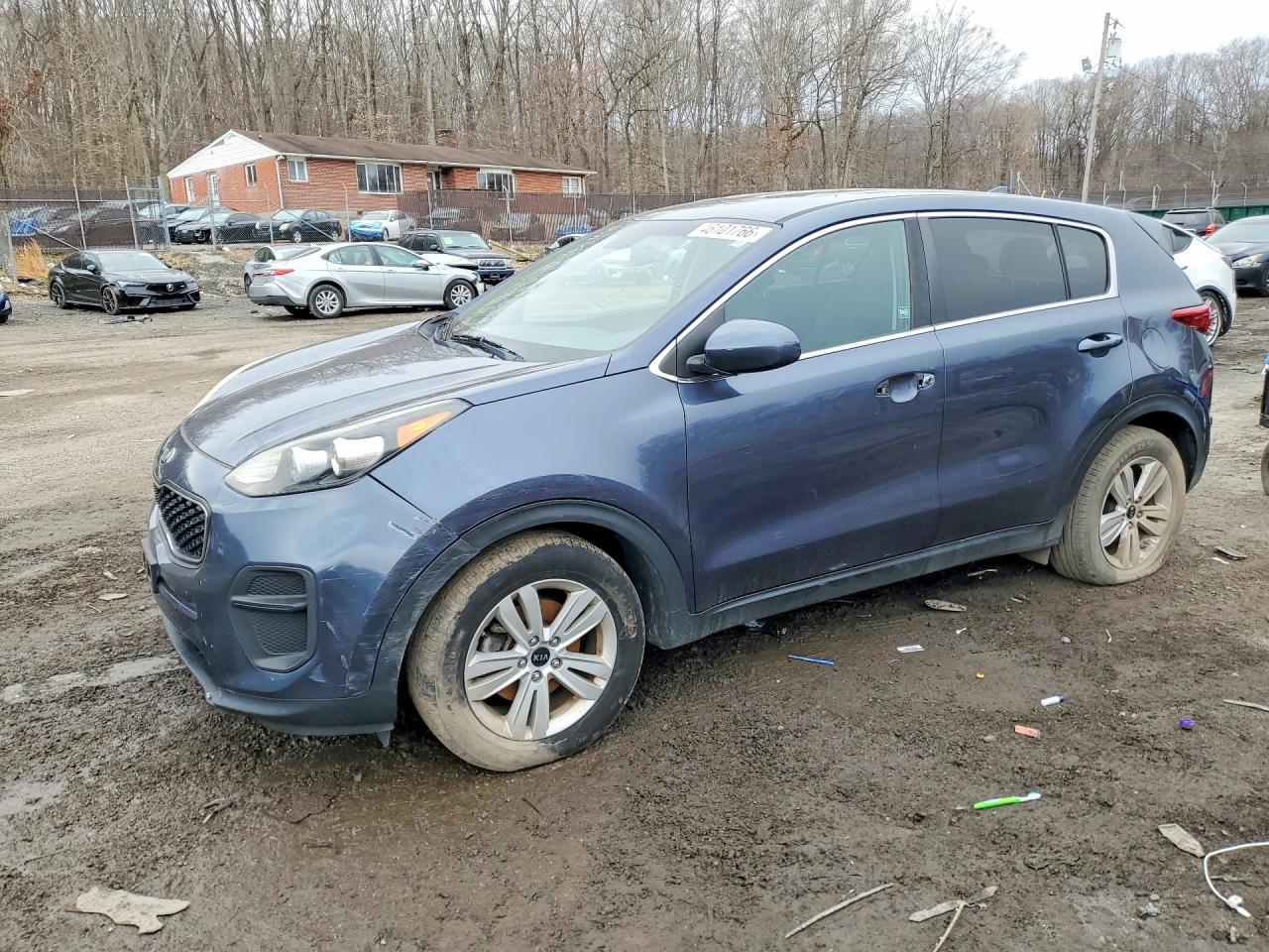 Salvage Kia Sportage Image