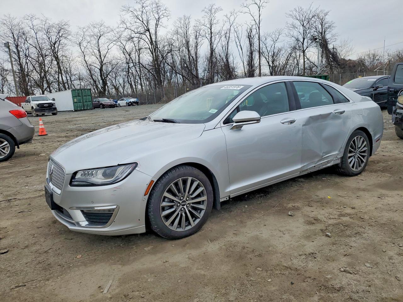 Salvage Lincoln MKZ Image