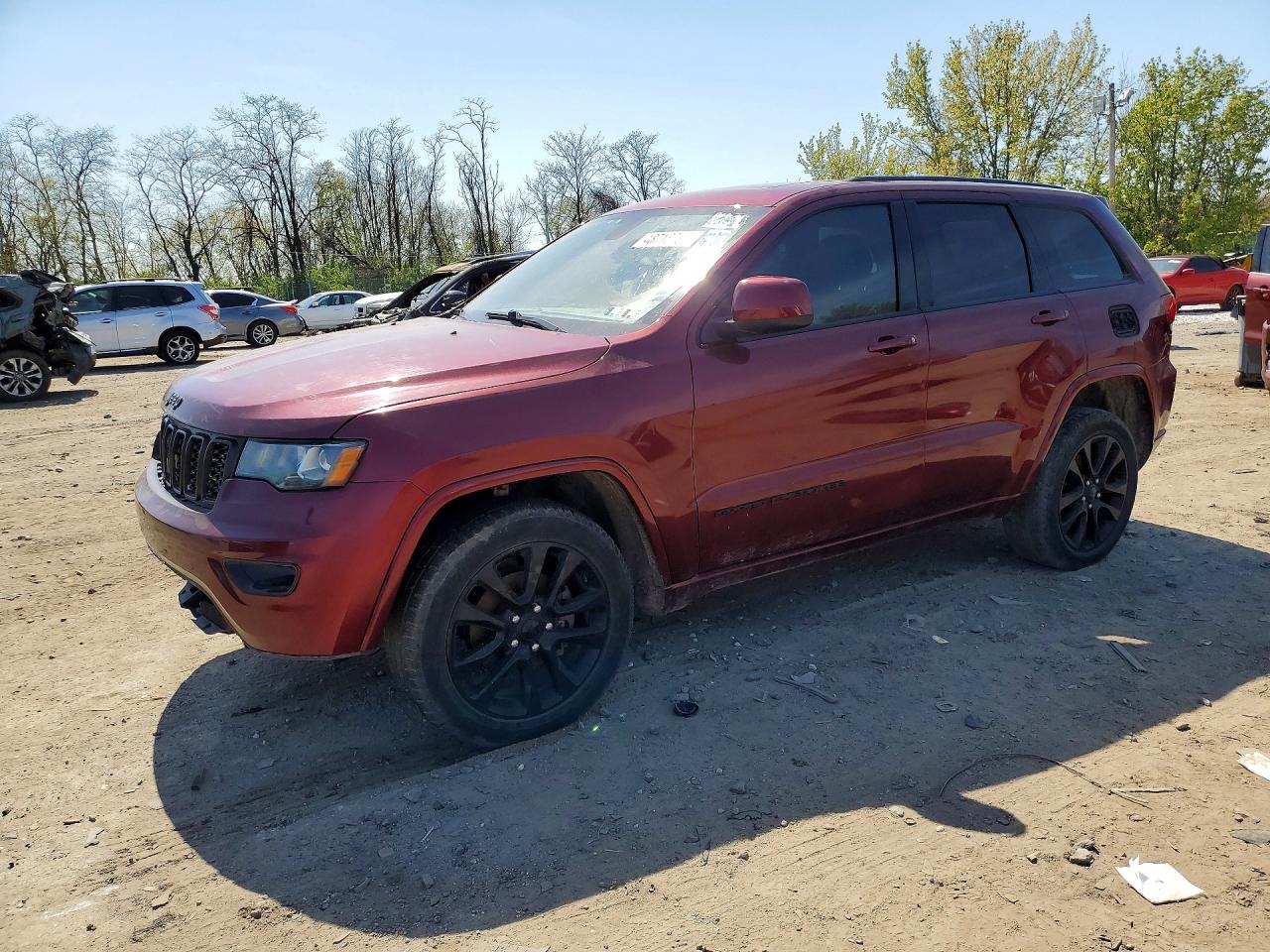 Salvage Jeep Cherokee Image