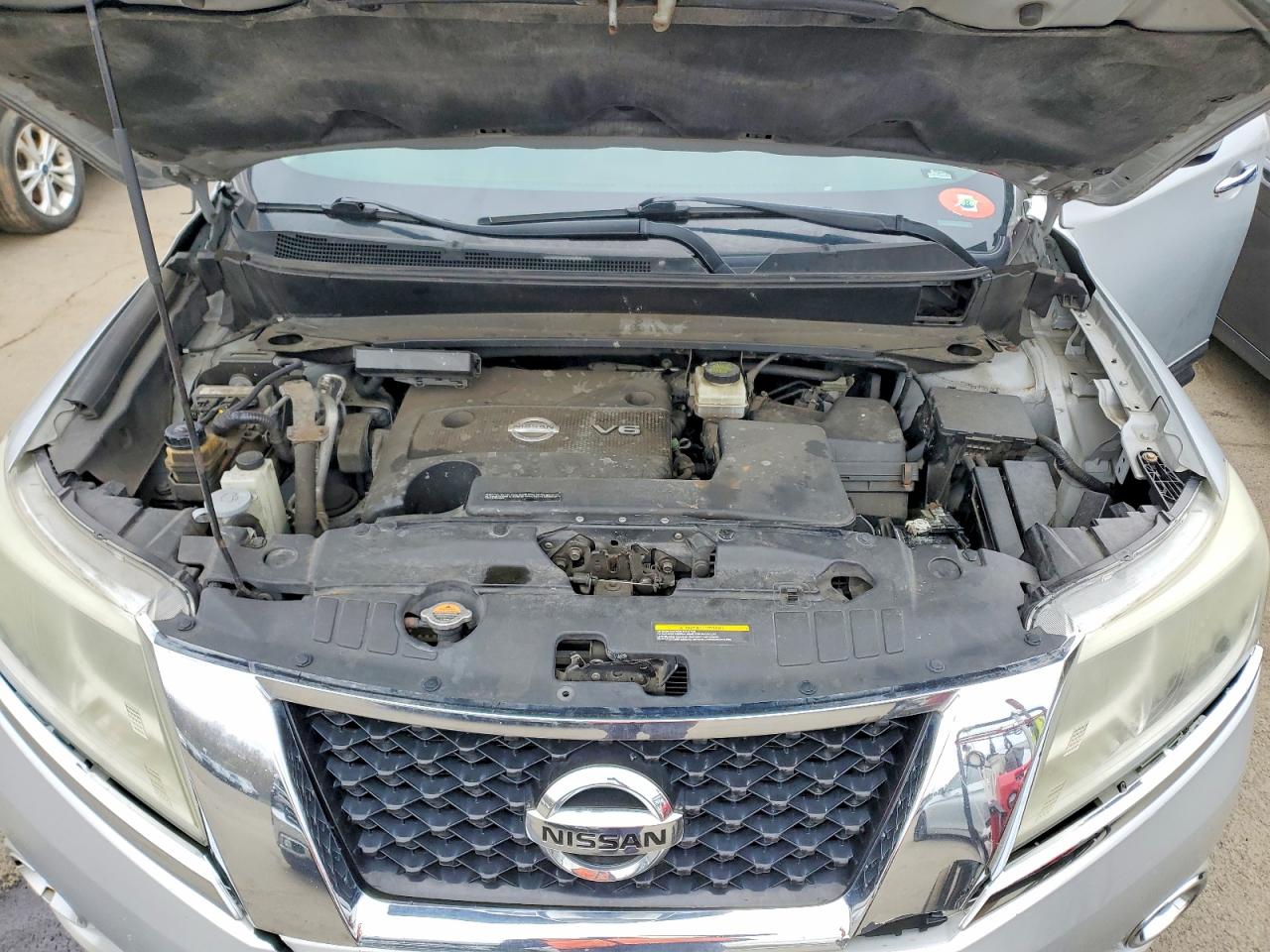 Nissan Pathfinder Sv