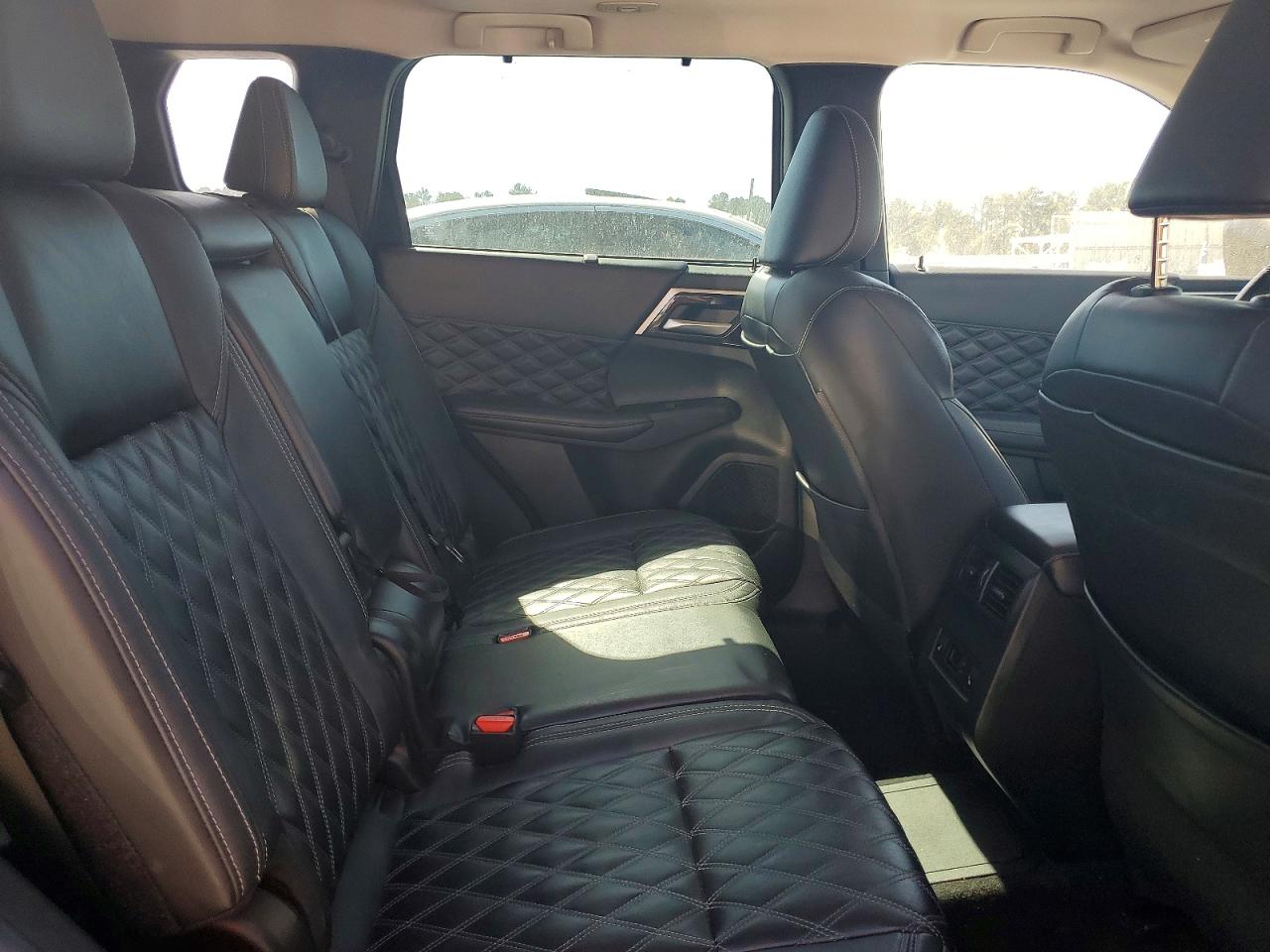 Mitsubishi Outlander Sel