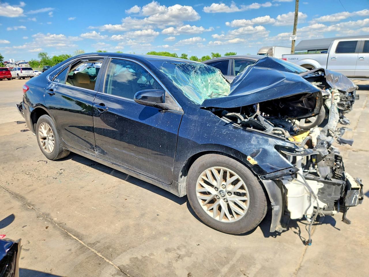 Toyota Camry Le