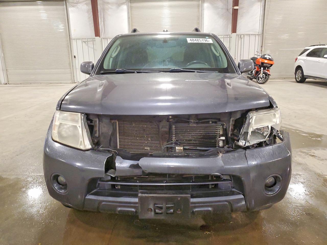 Nissan Pathfinder S