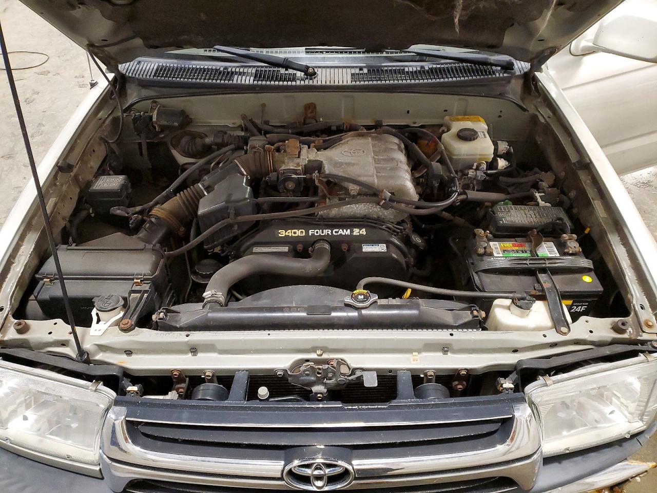 Toyota 4Runner Sr5