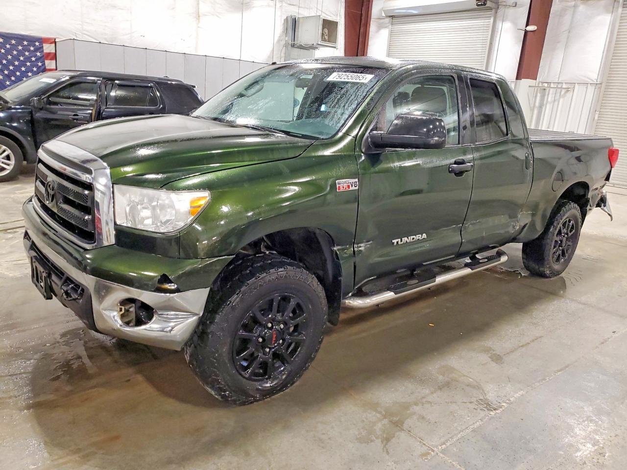 Salvage Toyota Tundra Image