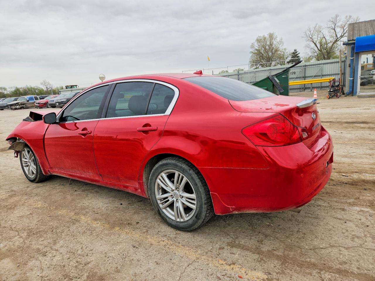 INFINITI G37 X