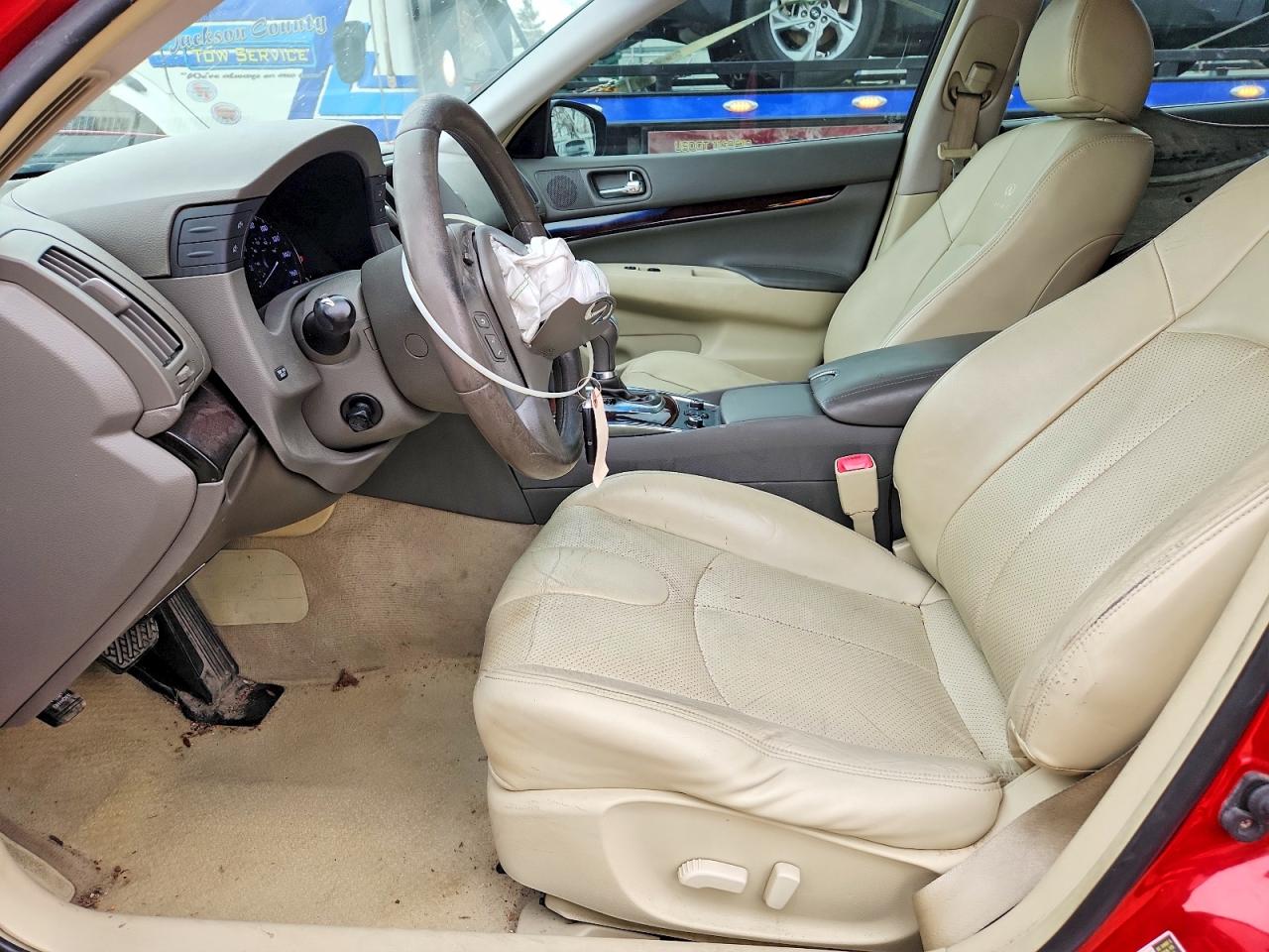 INFINITI G37 X
