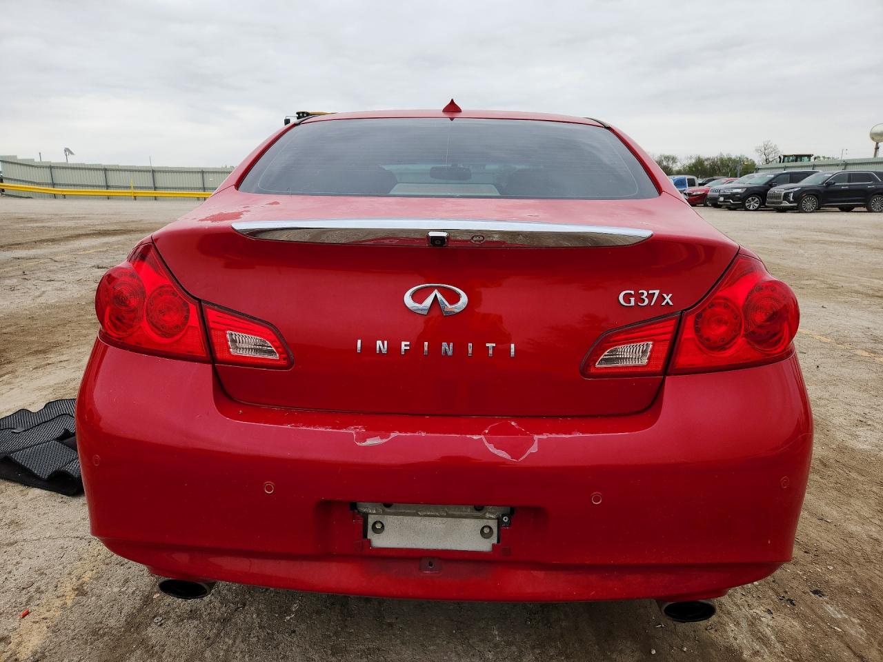 INFINITI G37 X