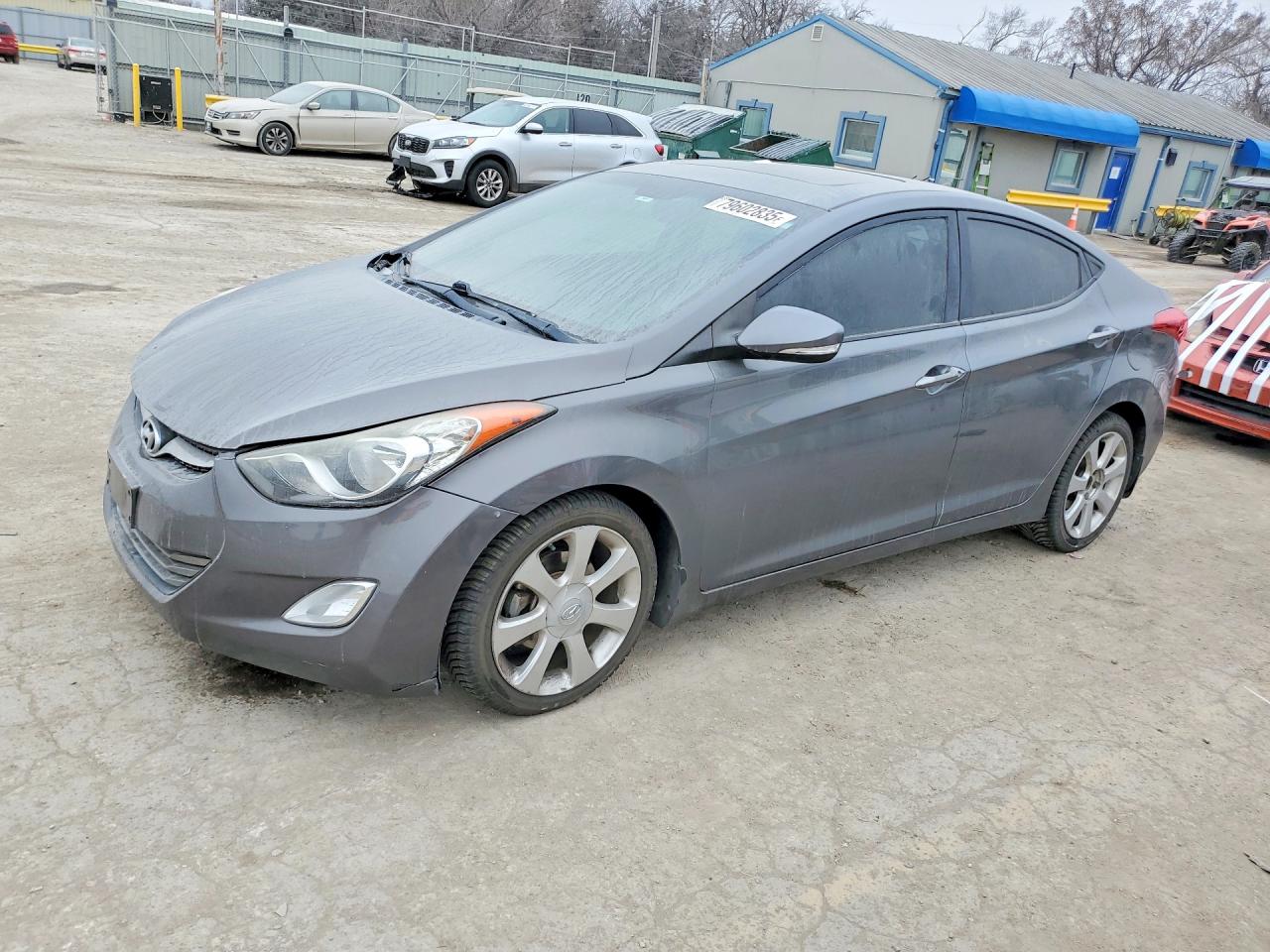 Salvage Hyundai ELANTRA Image