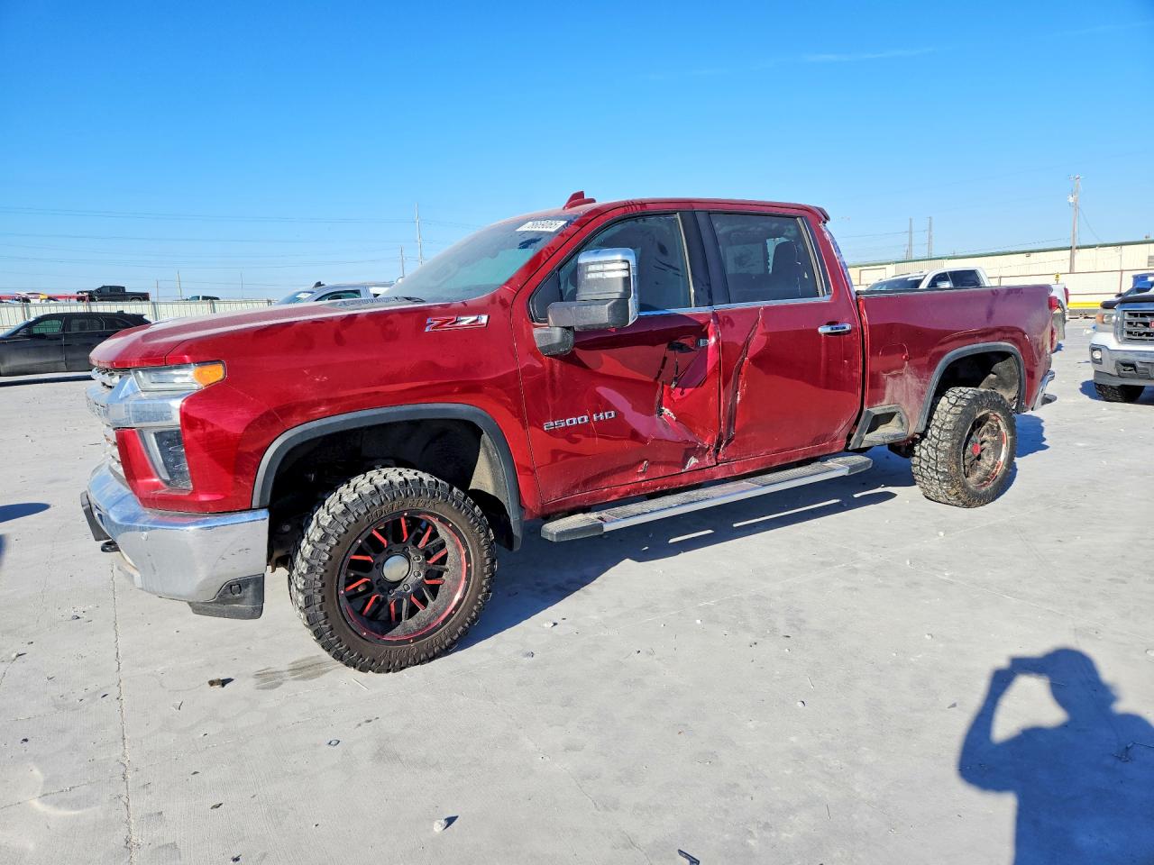 Salvage Chevrolet Silverado Image
