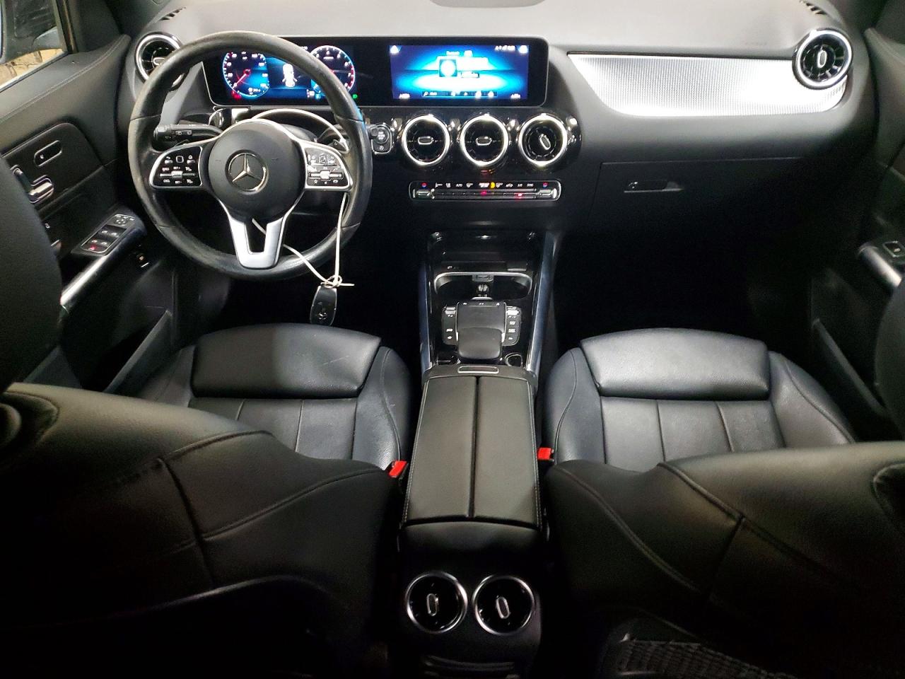 Mercedes-Benz GLA 250 4matic