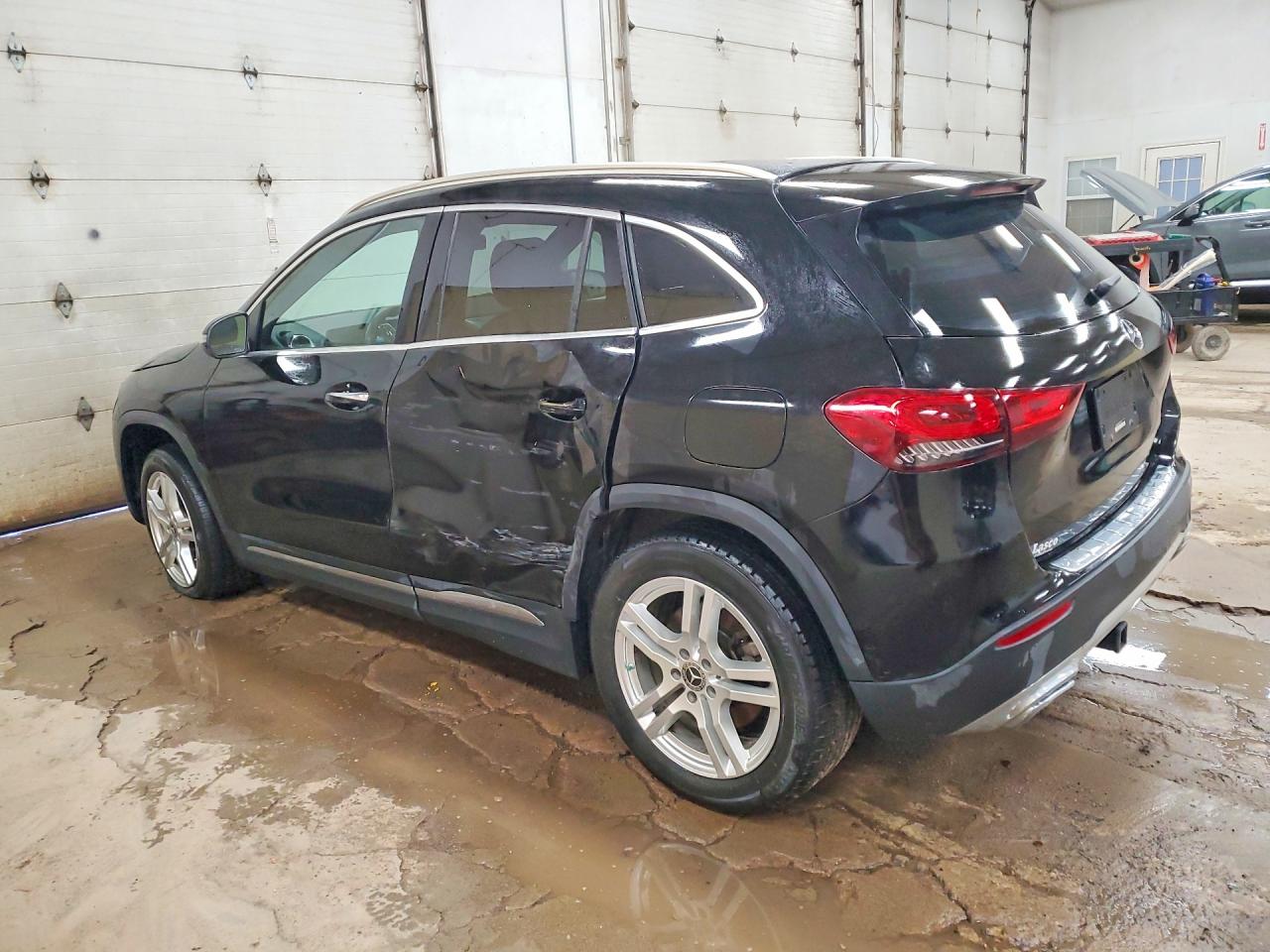 Mercedes-Benz GLA 250 4matic
