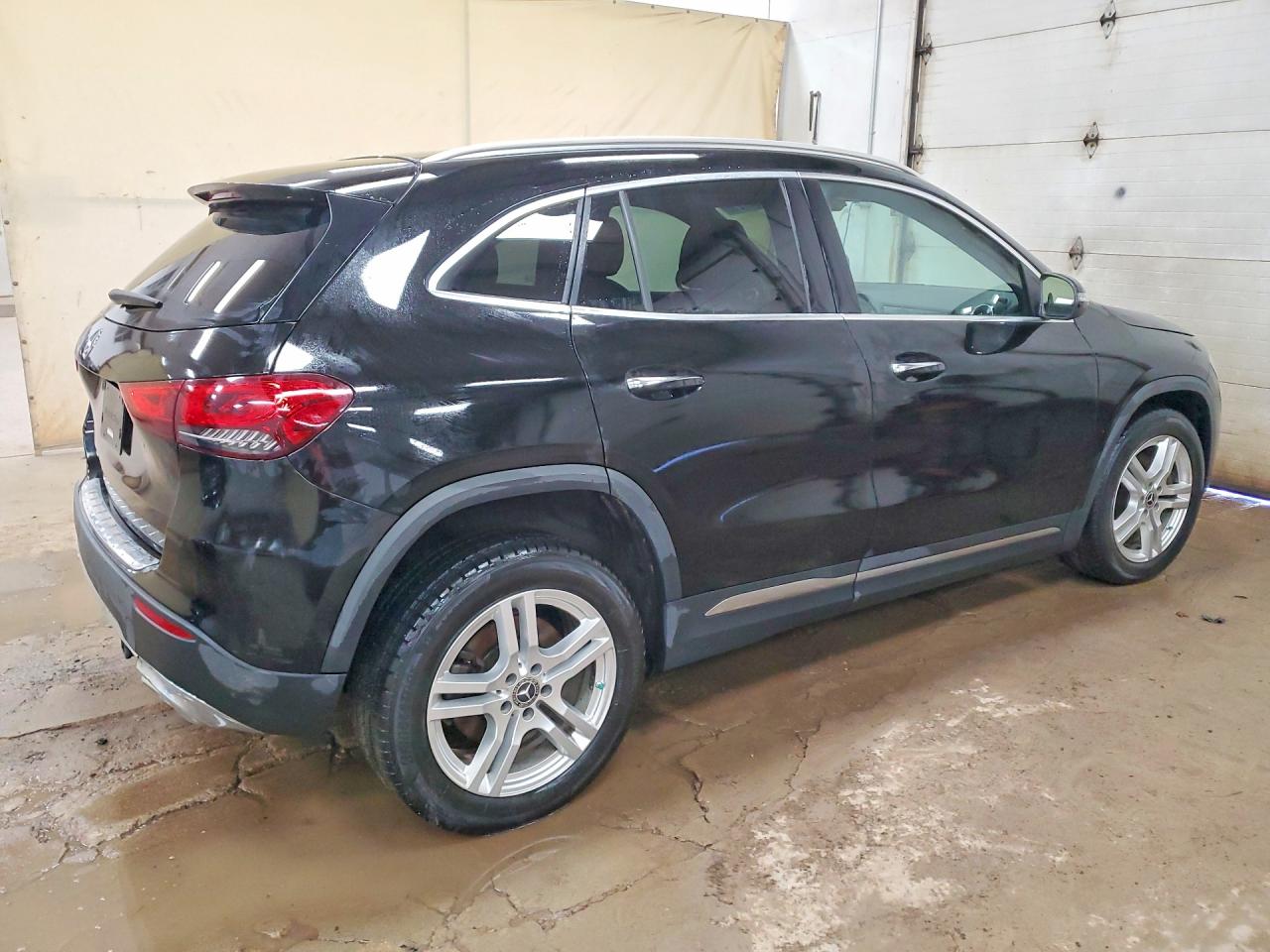 Mercedes-Benz GLA 250 4matic