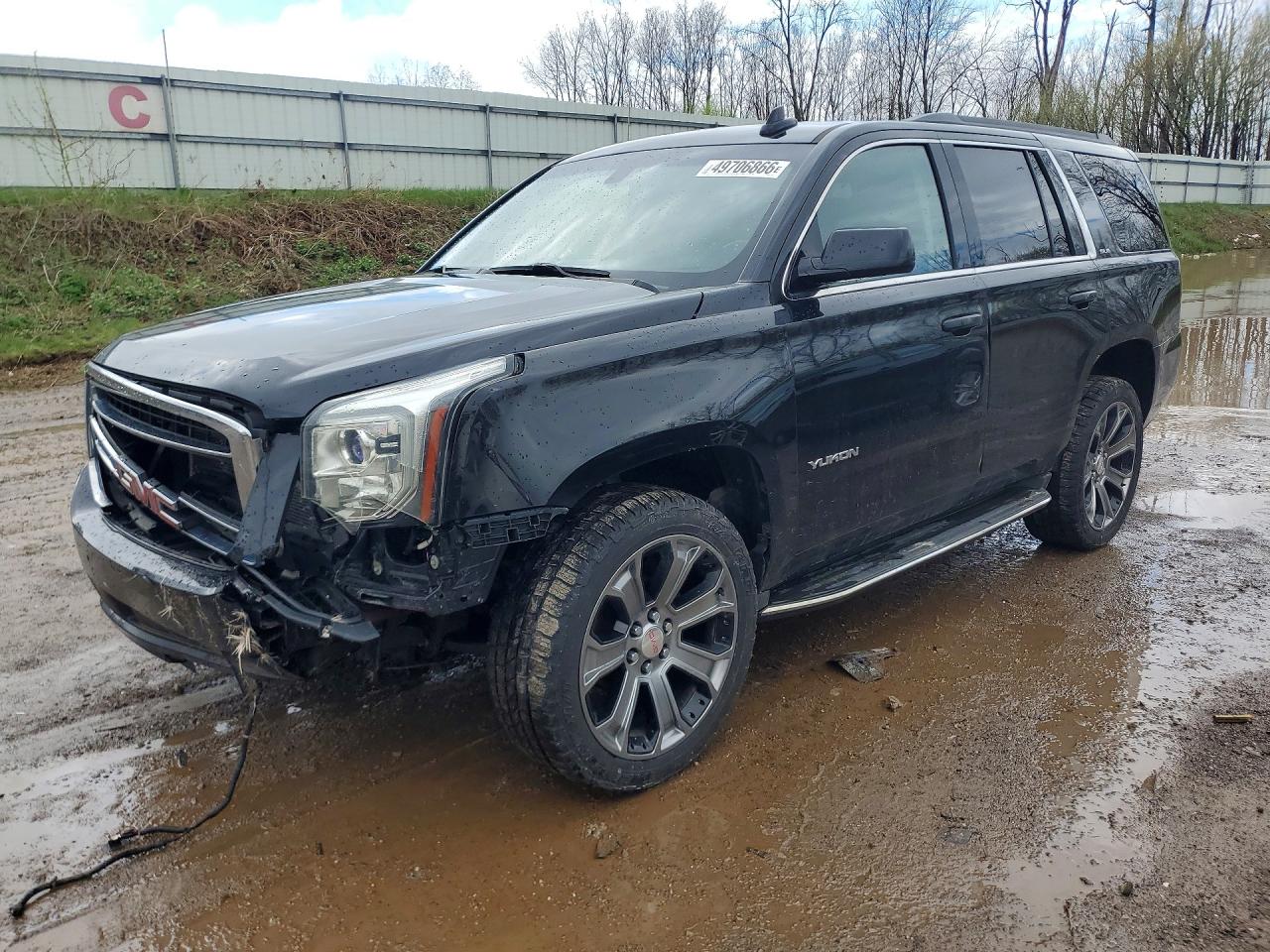 Salvage GMC Yukon Image