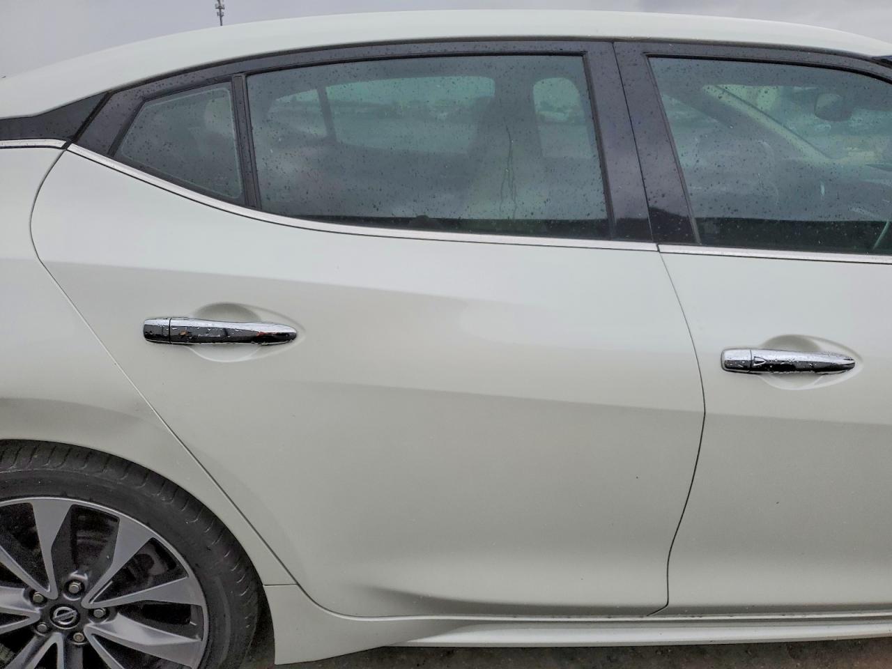 Nissan Maxima Platinum