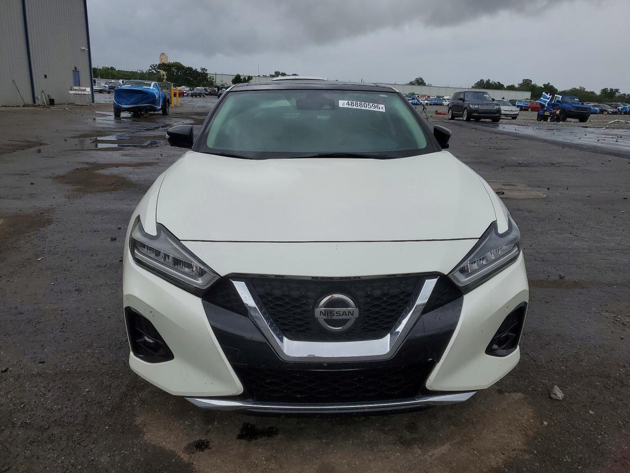 Nissan Maxima Platinum