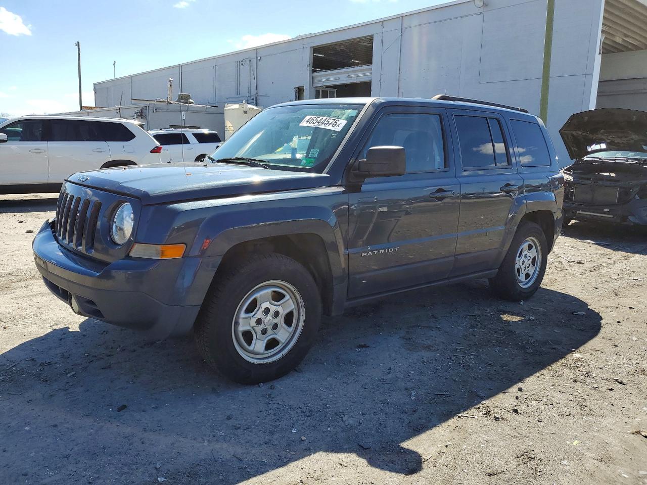 Salvage Jeep Patriot Image