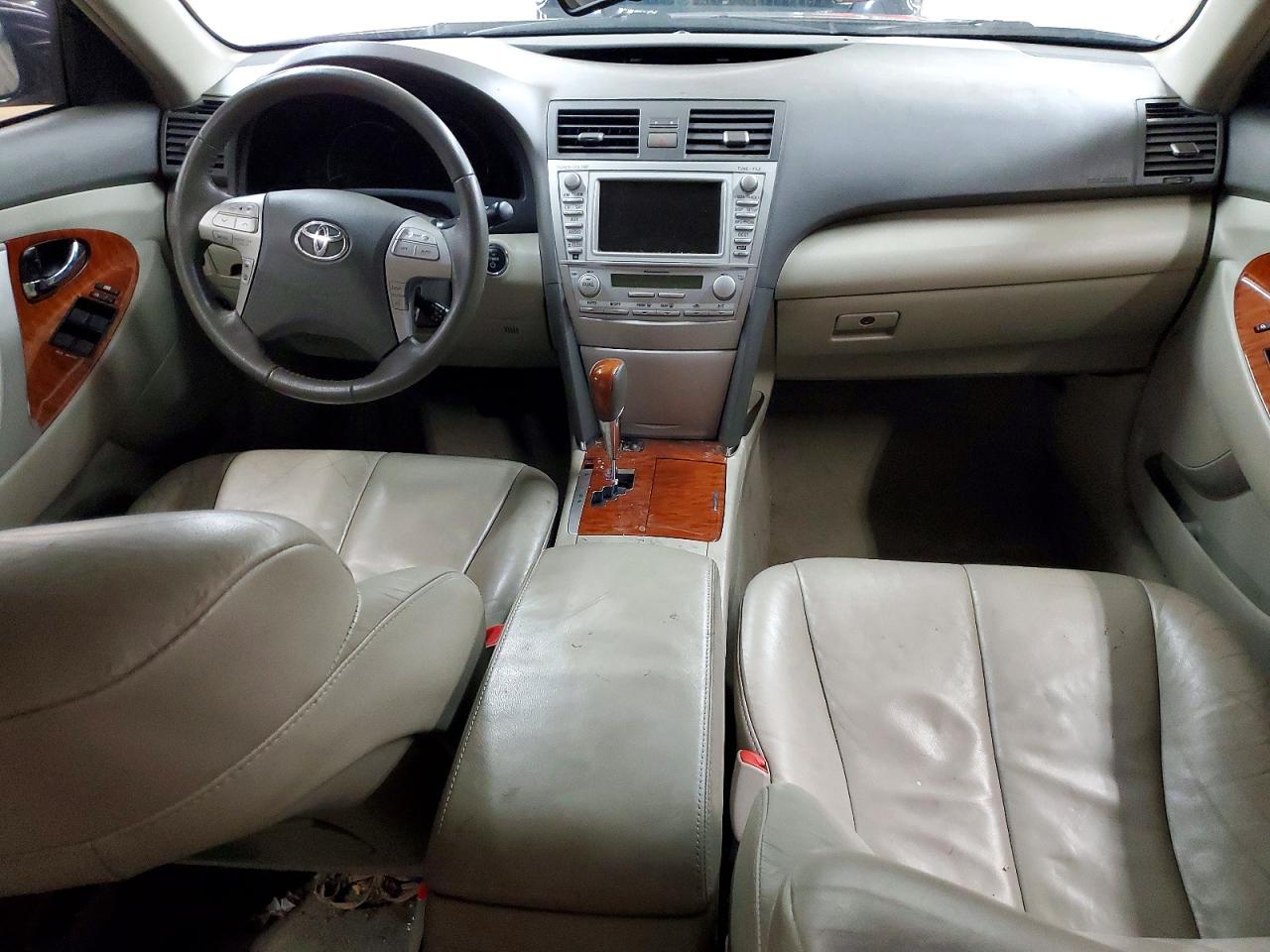 Toyota Camry Base