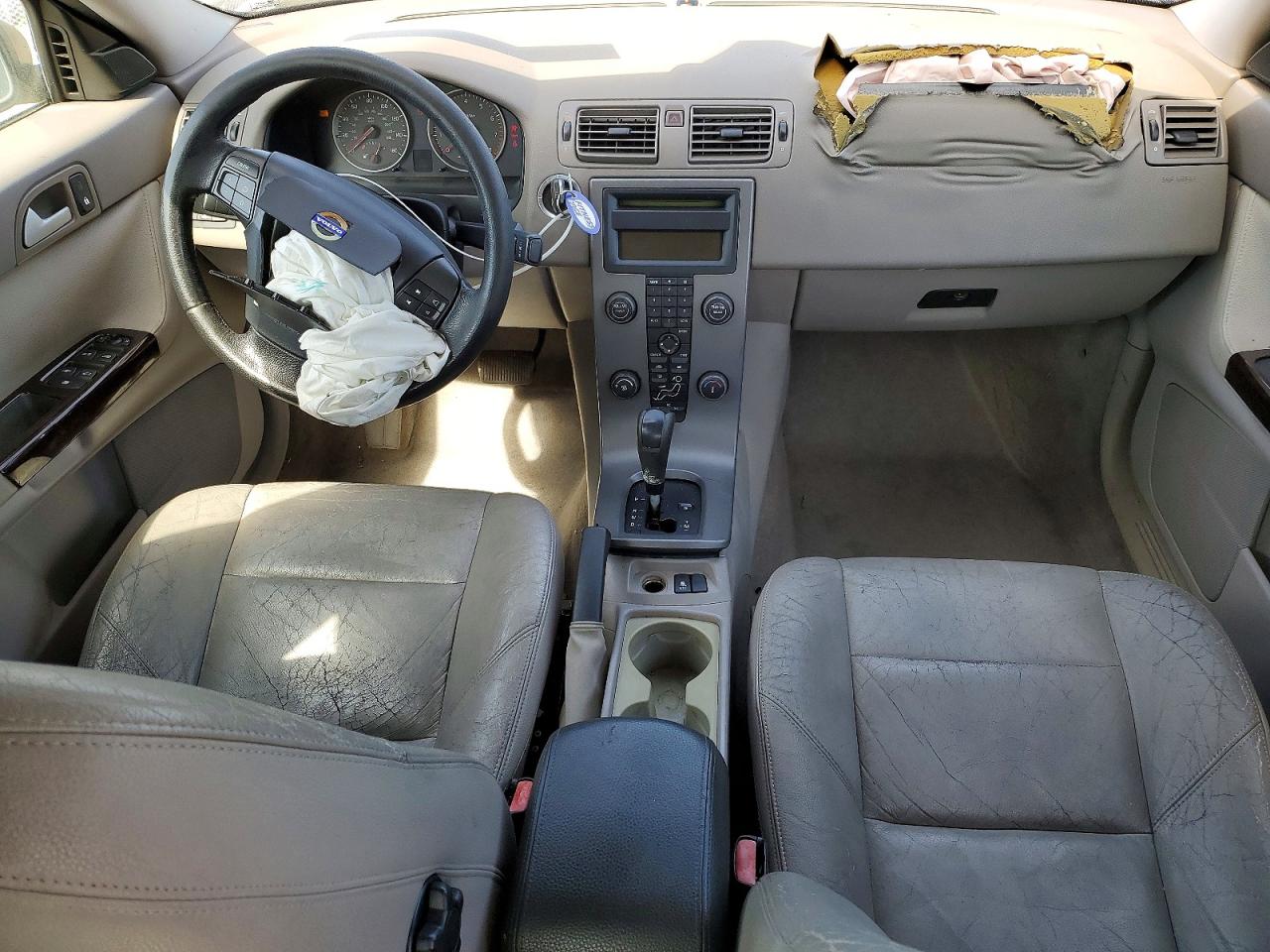 Volvo S40