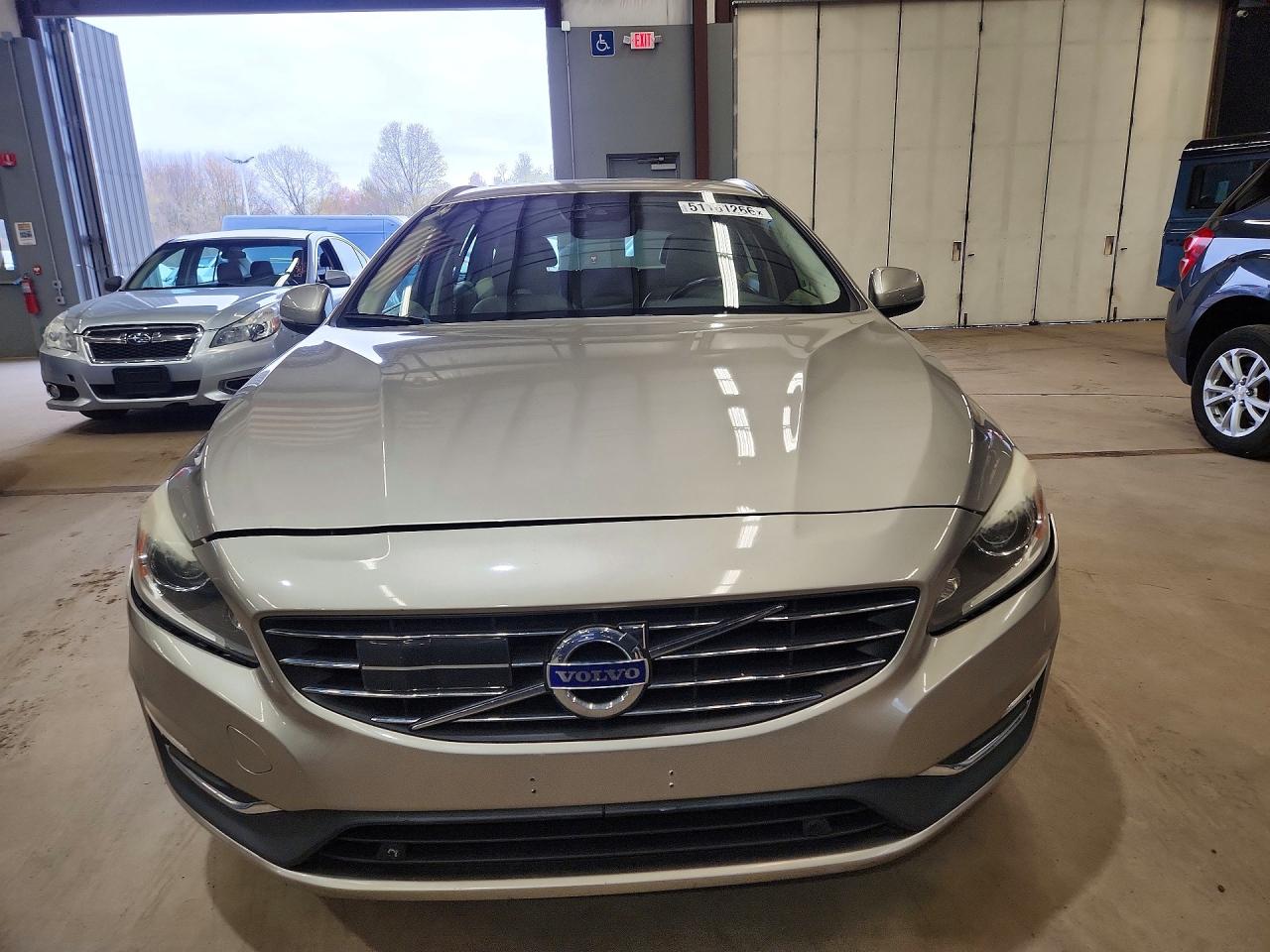 Volvo V60 Platinum