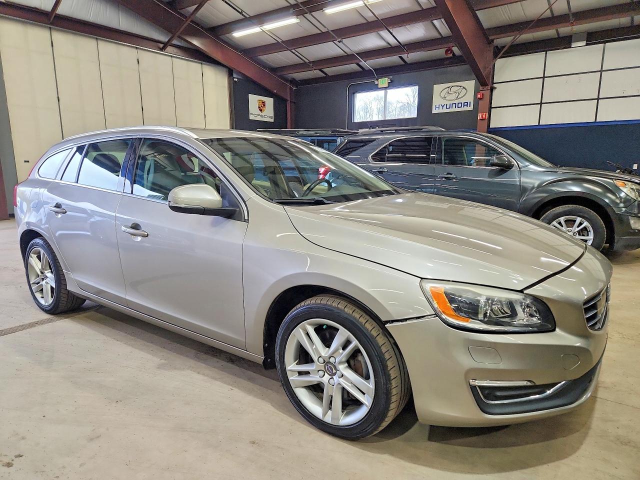Volvo V60 Platinum