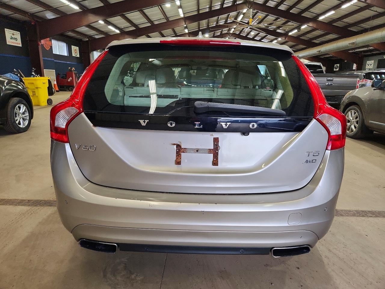 Volvo V60 Platinum