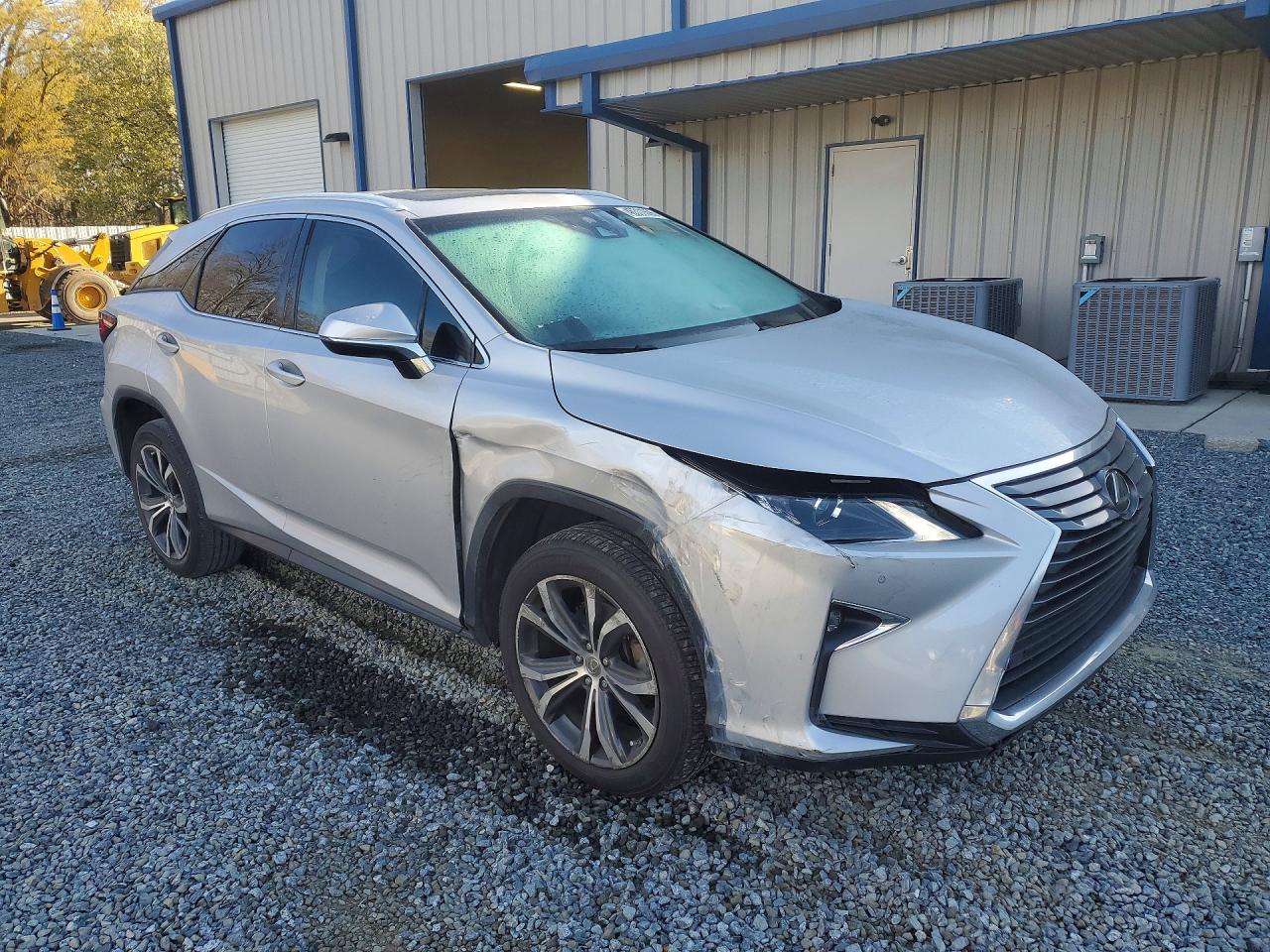 Lexus RX Base
