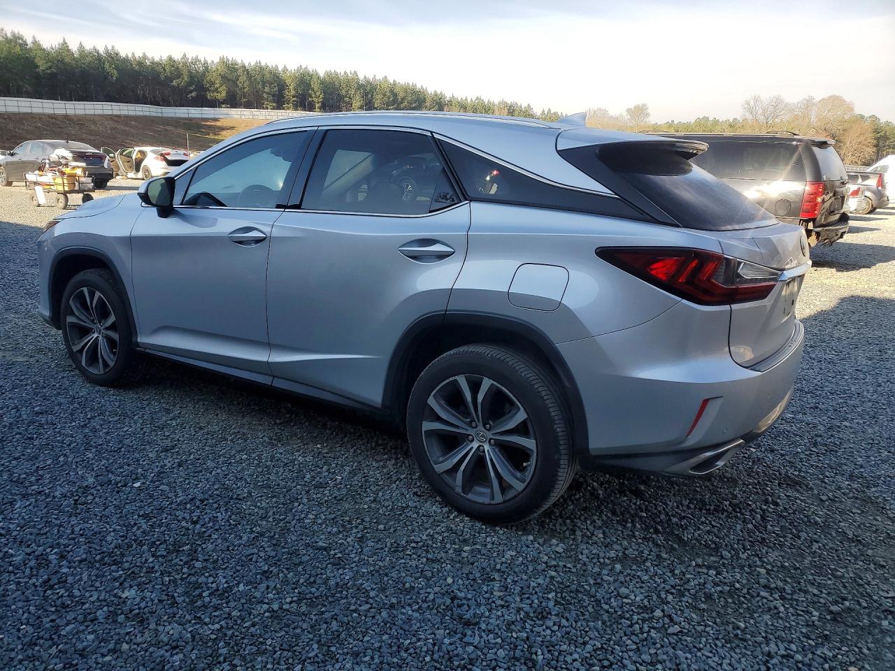 Lexus RX Base