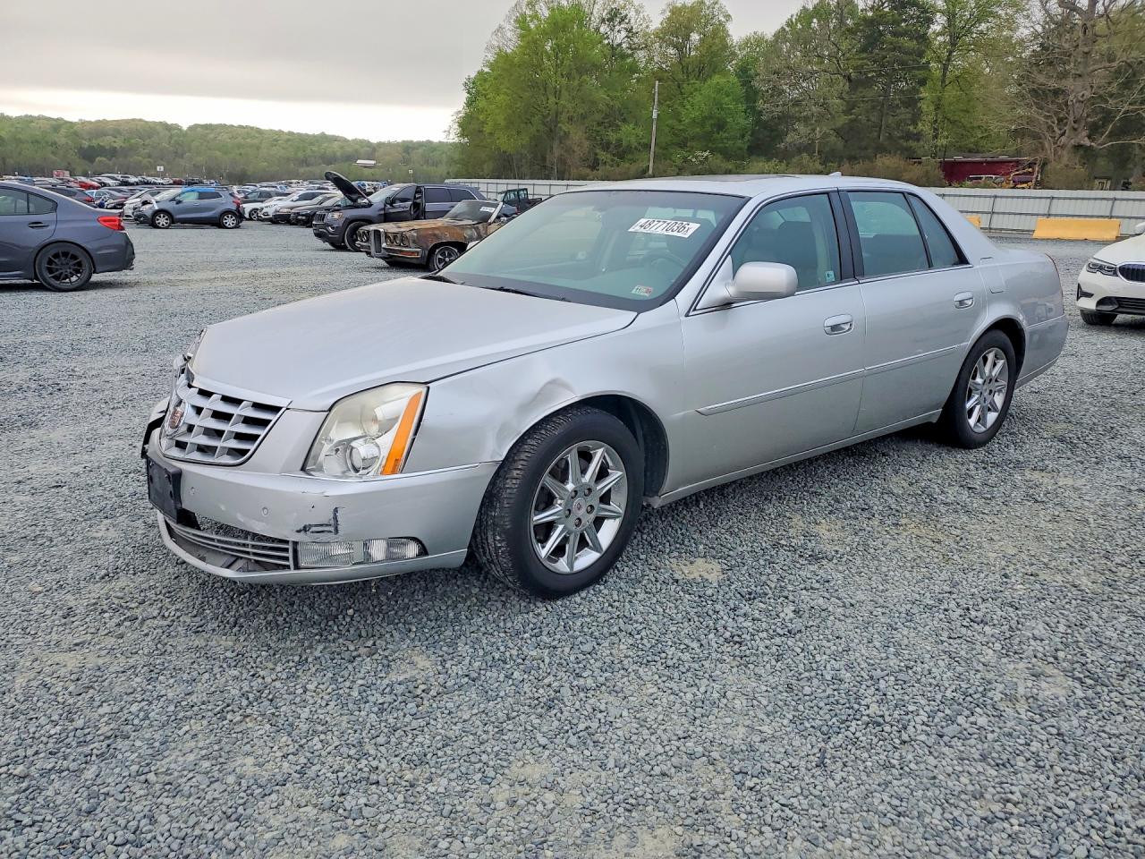 Salvage Cadillac DTS Image