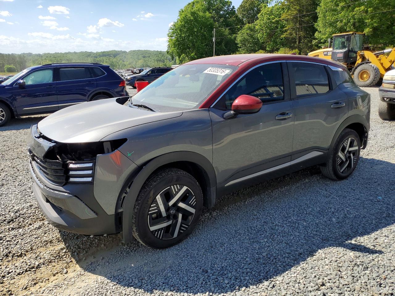 Salvage Nissan Kicks Image