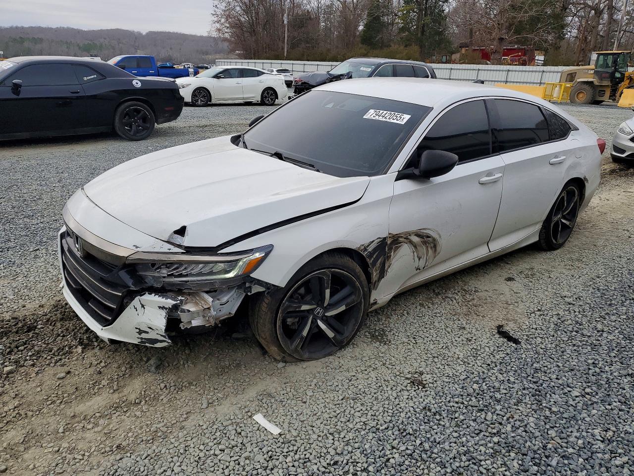 Salvage Honda Accord Image