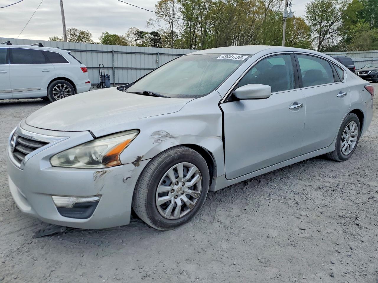 Salvage Nissan Altima Image