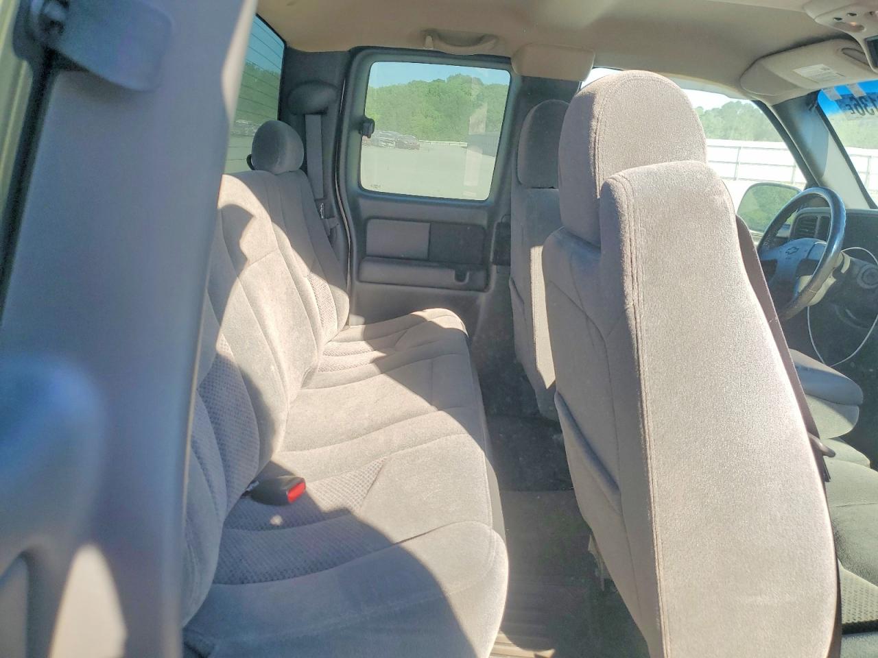 Chevrolet Silverado C1500
