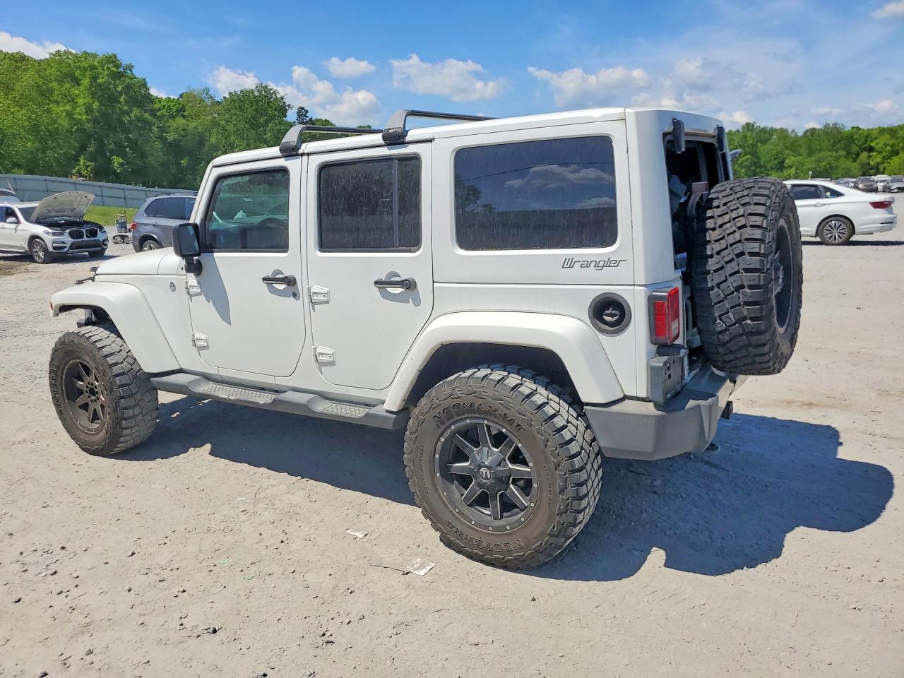 Jeep Wrangler Sahara
