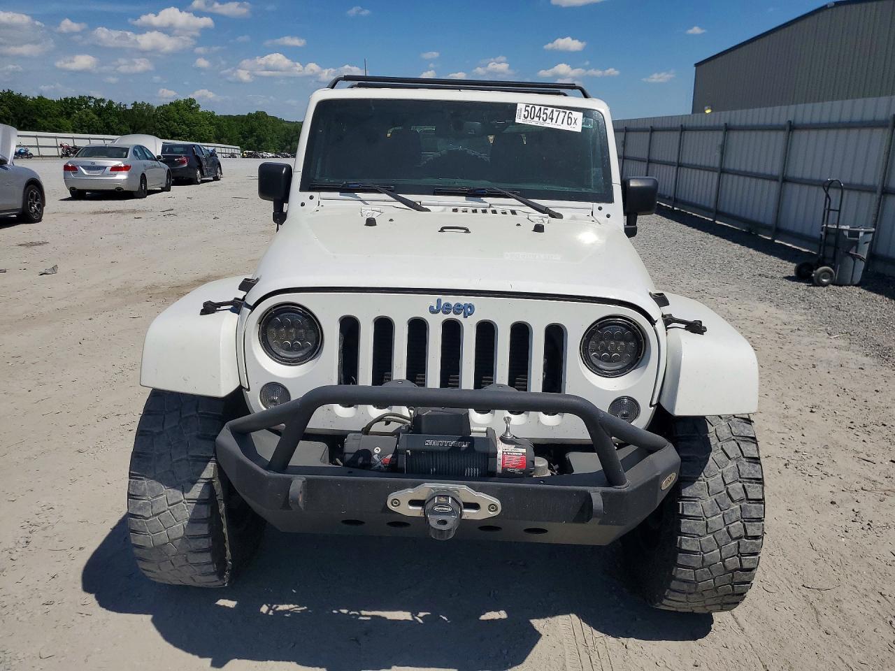 Jeep Wrangler Sahara