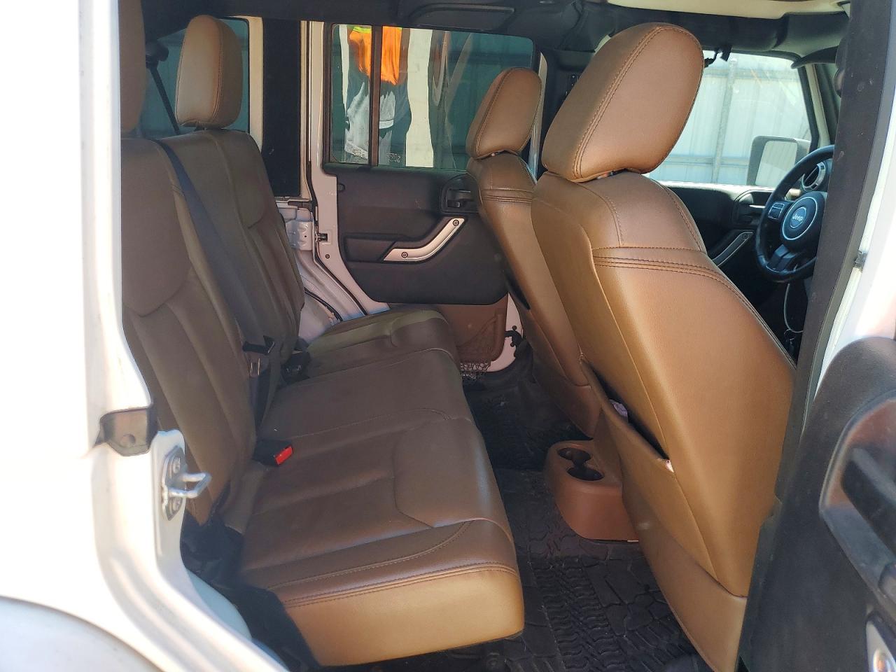 Jeep Wrangler Sahara