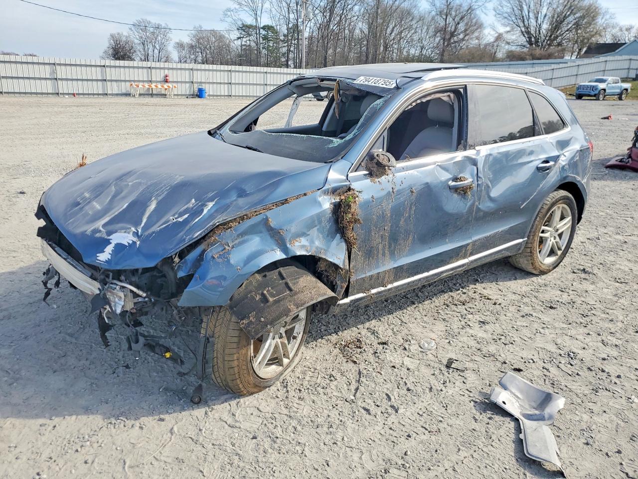 Salvage Audi Q5 Image