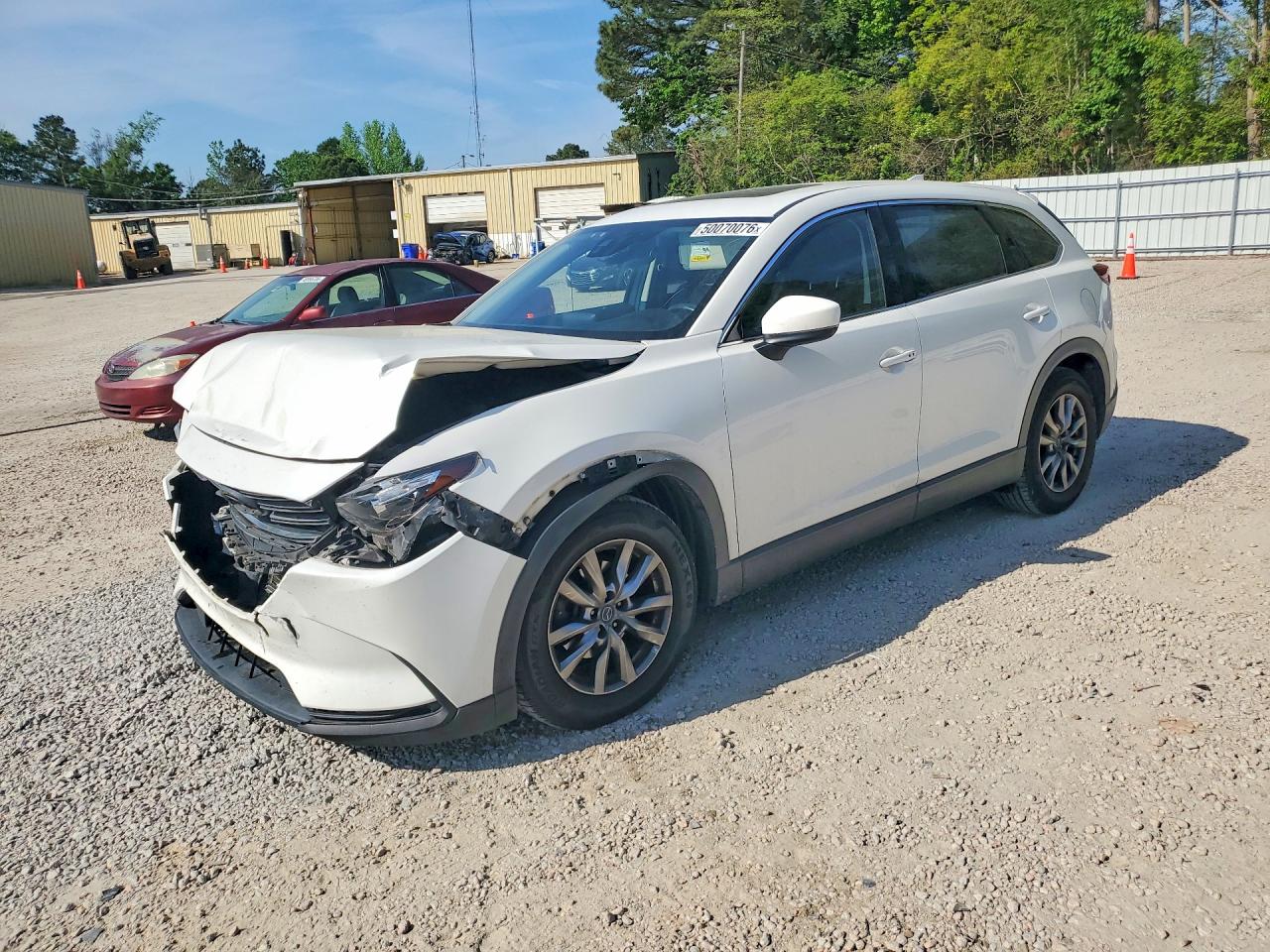 Salvage Mazda Cx Image