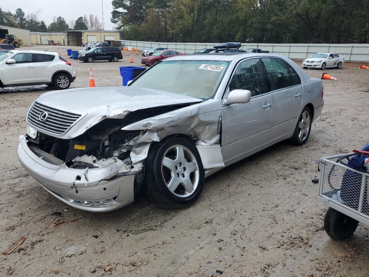 Salvage Lexus LS Image