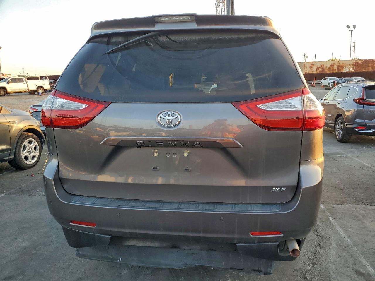 Toyota Sienna Xle