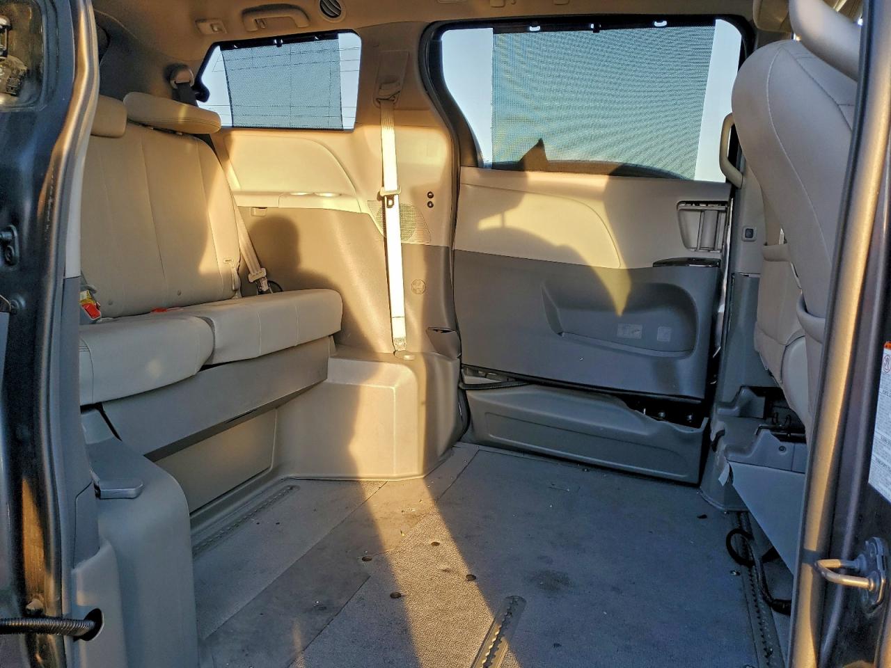 Toyota Sienna Xle