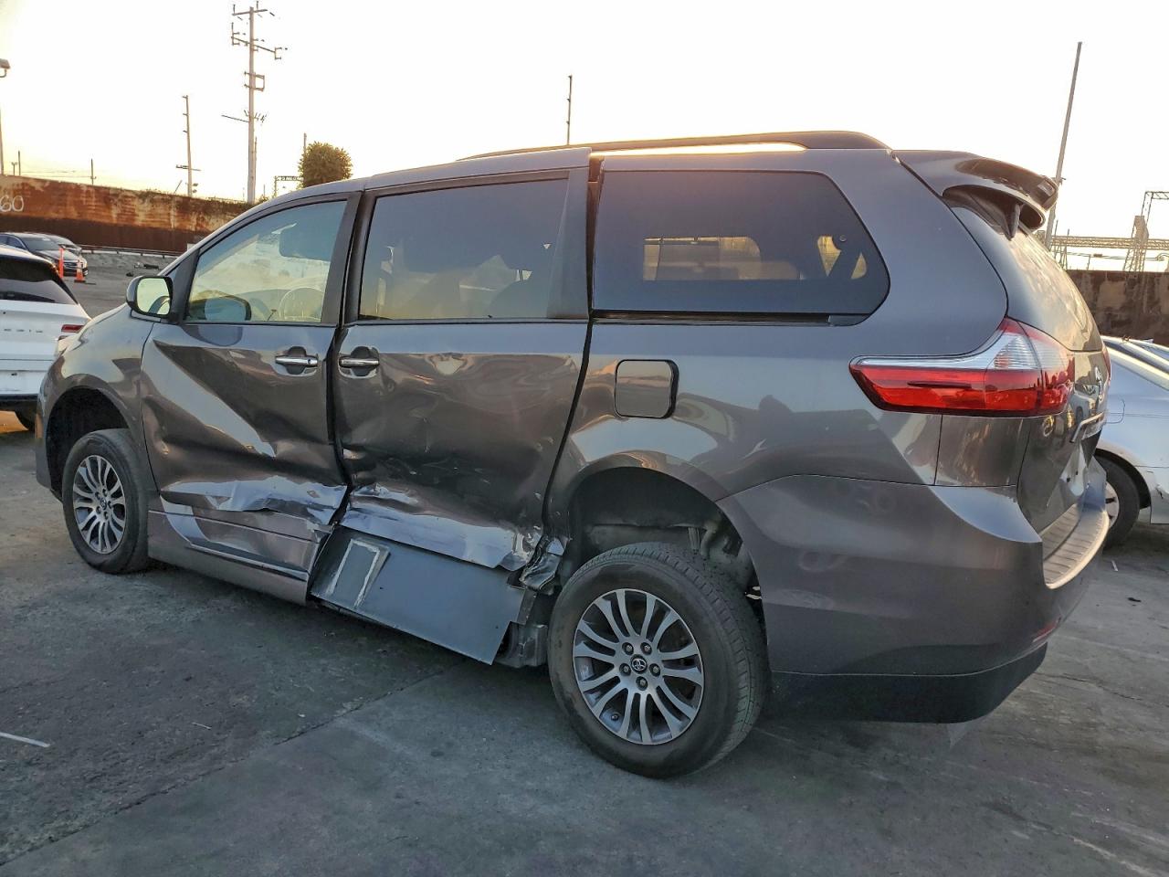 Toyota Sienna Xle