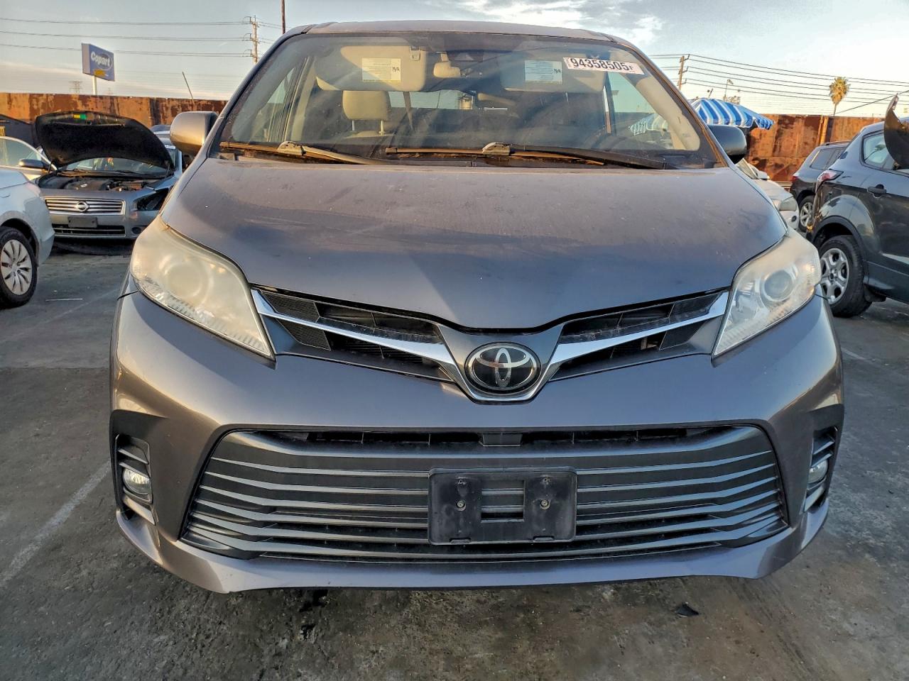 Toyota Sienna Xle