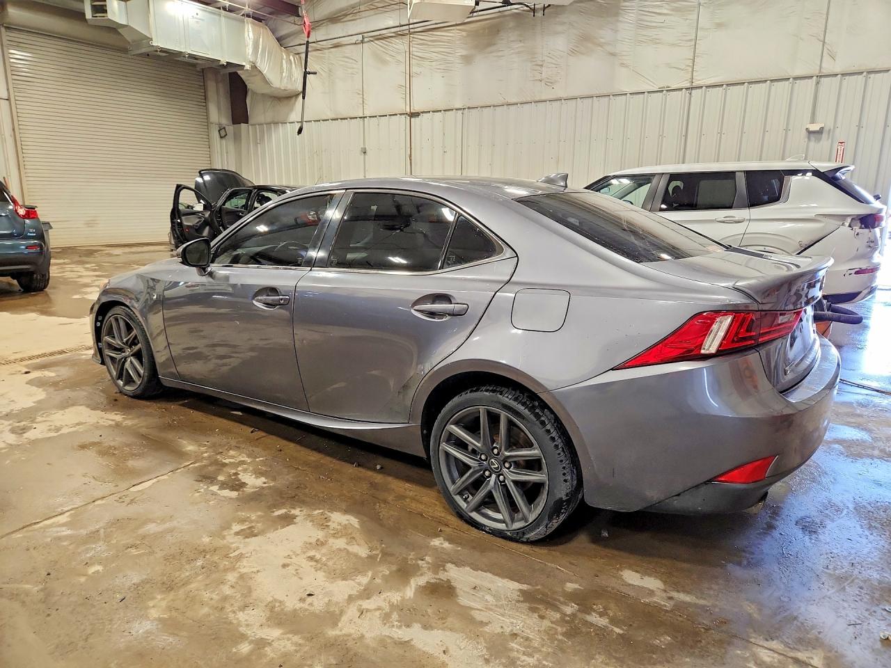 Lexus Is Base
