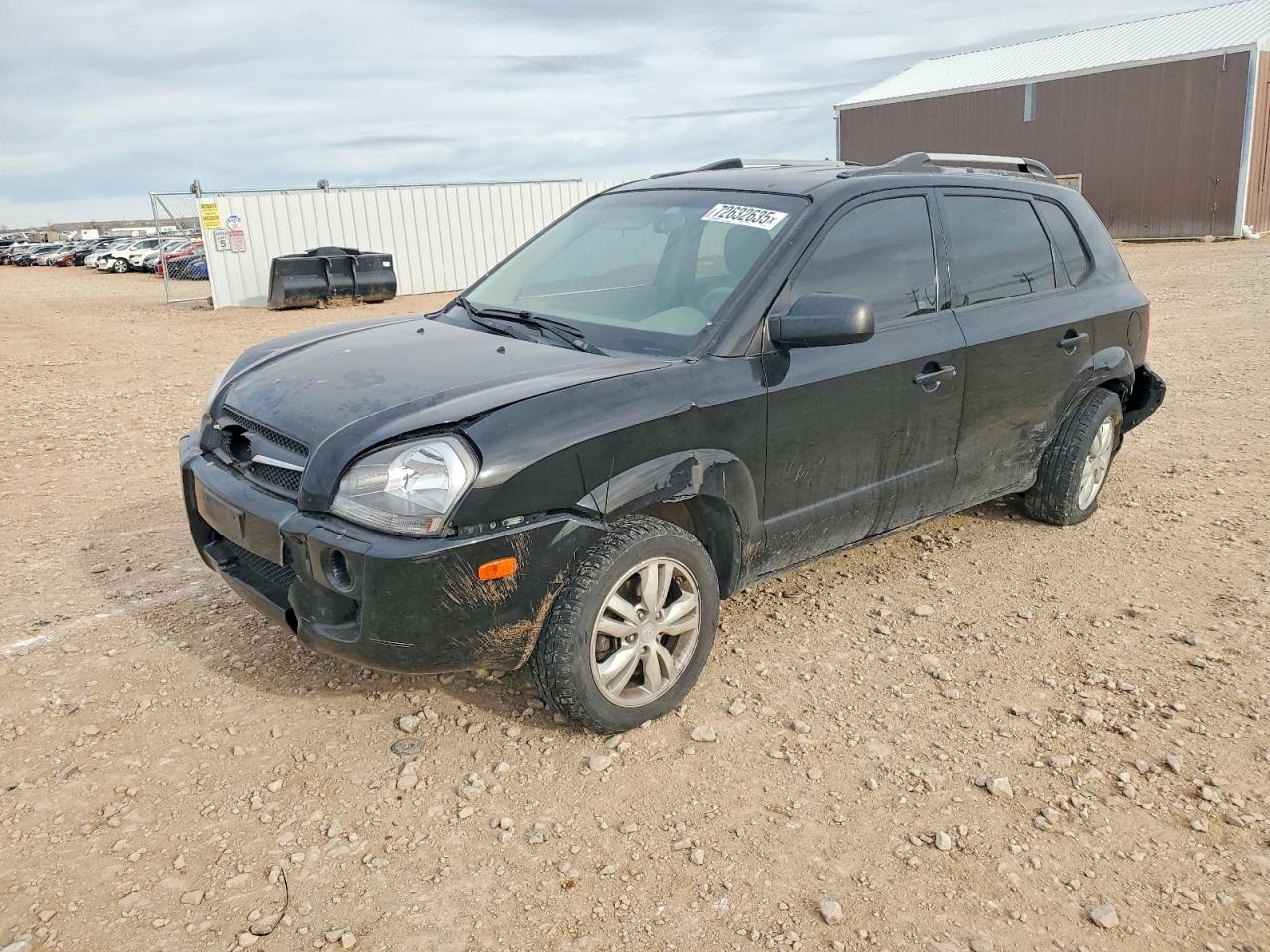 Salvage Hyundai TUCSON Image